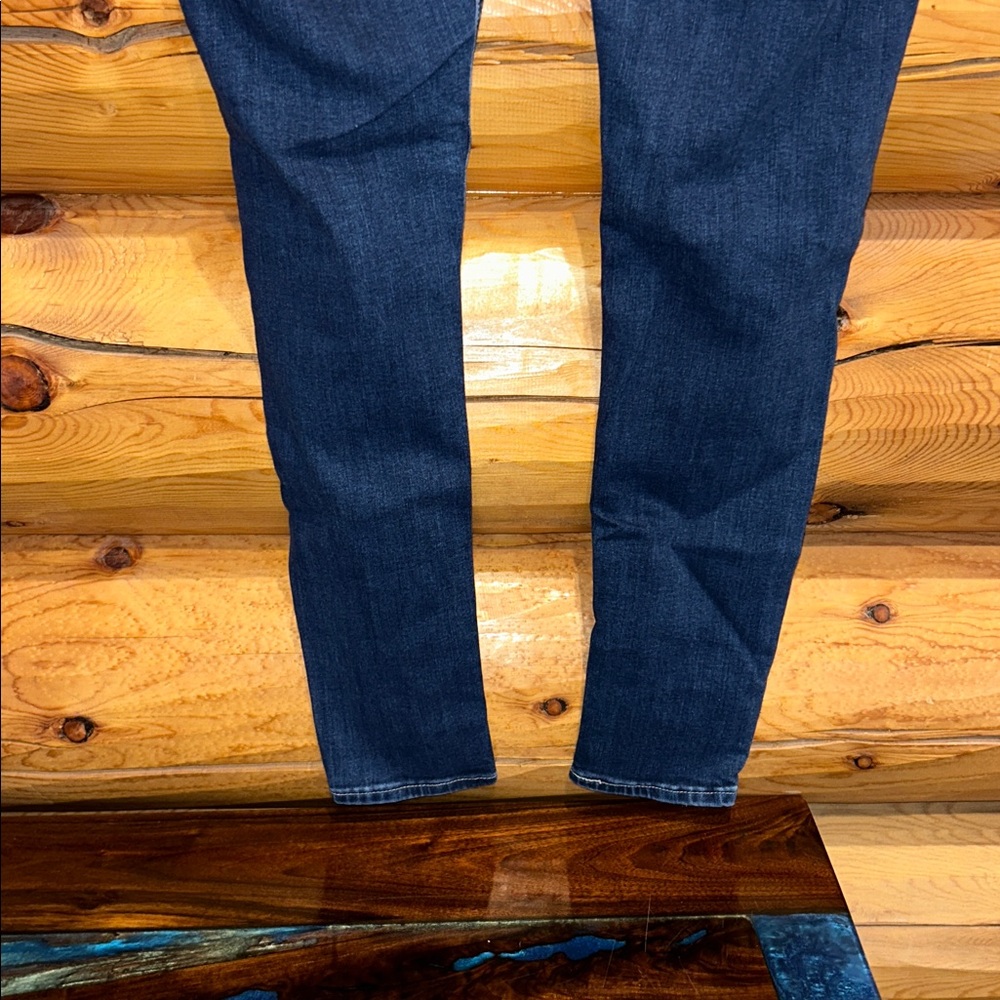 Levi’s GUC 535 Mid-Rise Super Skinny Jeans Size 31 in Medium Indigo Wash - Picture 14 of 14